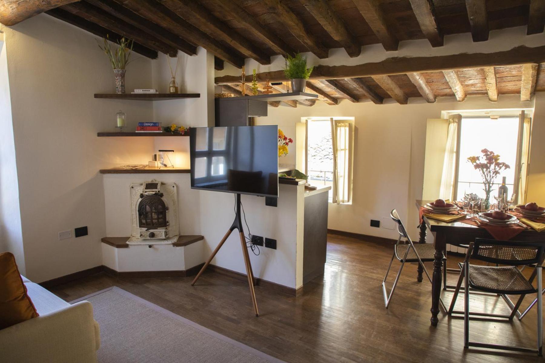La Mansardina Beccheria Central Apartment 1 Double Bedroom, 1 Sofa Bed Lucca Eksteriør billede