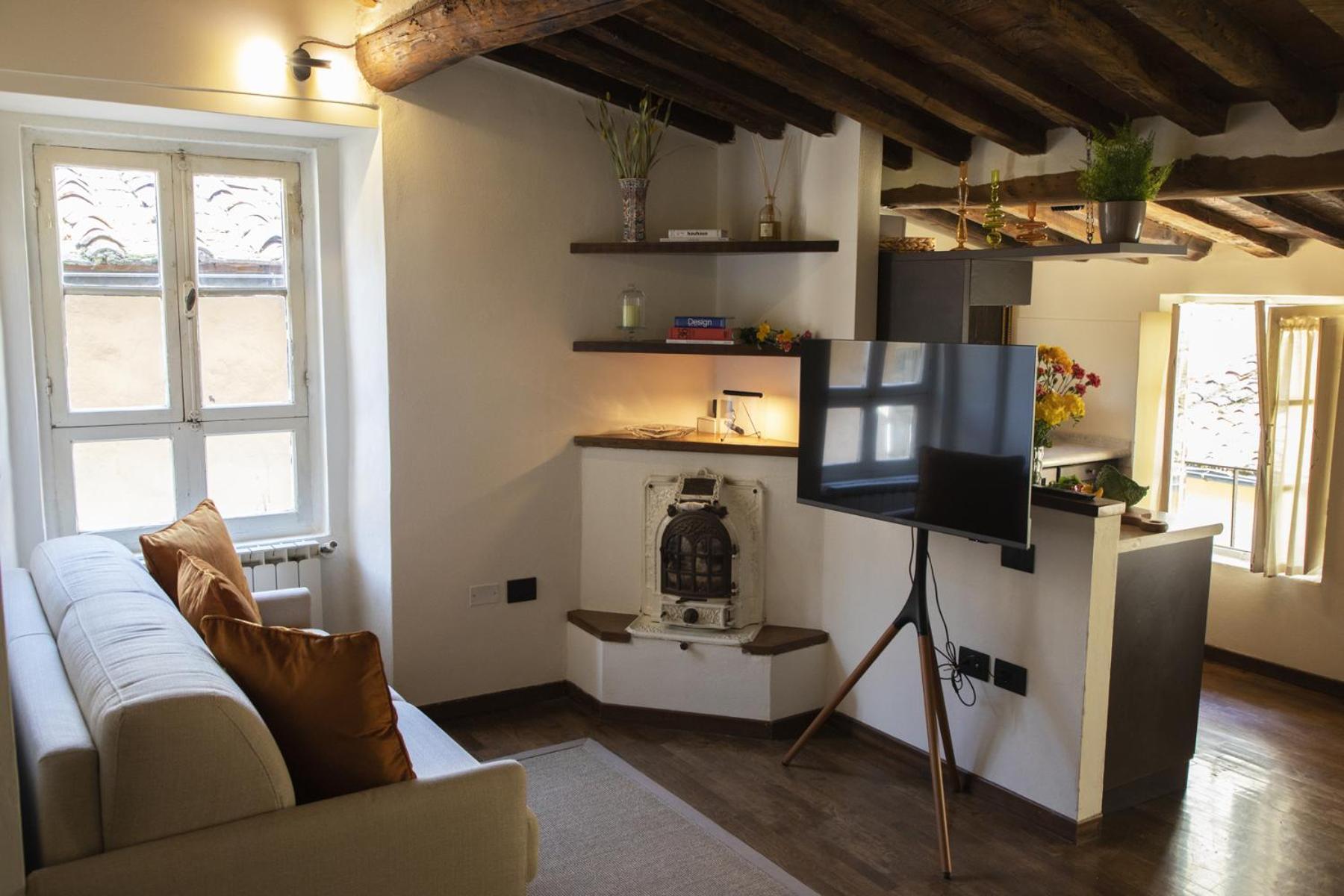 La Mansardina Beccheria Central Apartment 1 Double Bedroom, 1 Sofa Bed Lucca Eksteriør billede
